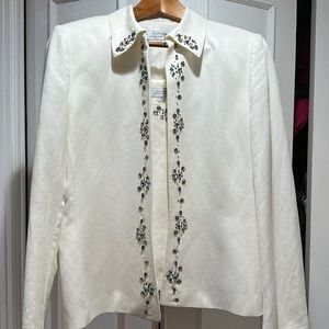 2️⃣ piece shell & Lovely size 10 white Tahari linen jacket w/ matching beadwork